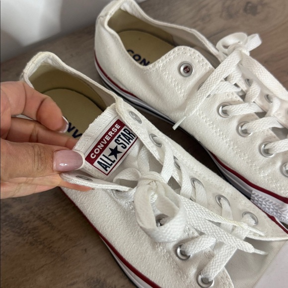 Converse All Stars | Classic White Unisex Sneakers Men’s 8 | women’s 10 - Picture 3 of 8